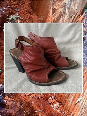 Fiorentini + Baker Rust Ruched Leather Block Heel Open-Toe Sandals size 40 US 10